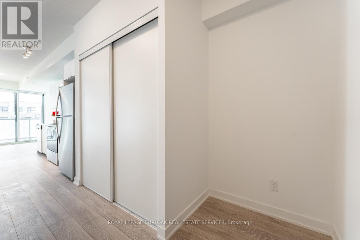 A201 - 3210 Dakota Common, Burlington, Ontario  L7M 2A8 - Photo 5 - W12966290