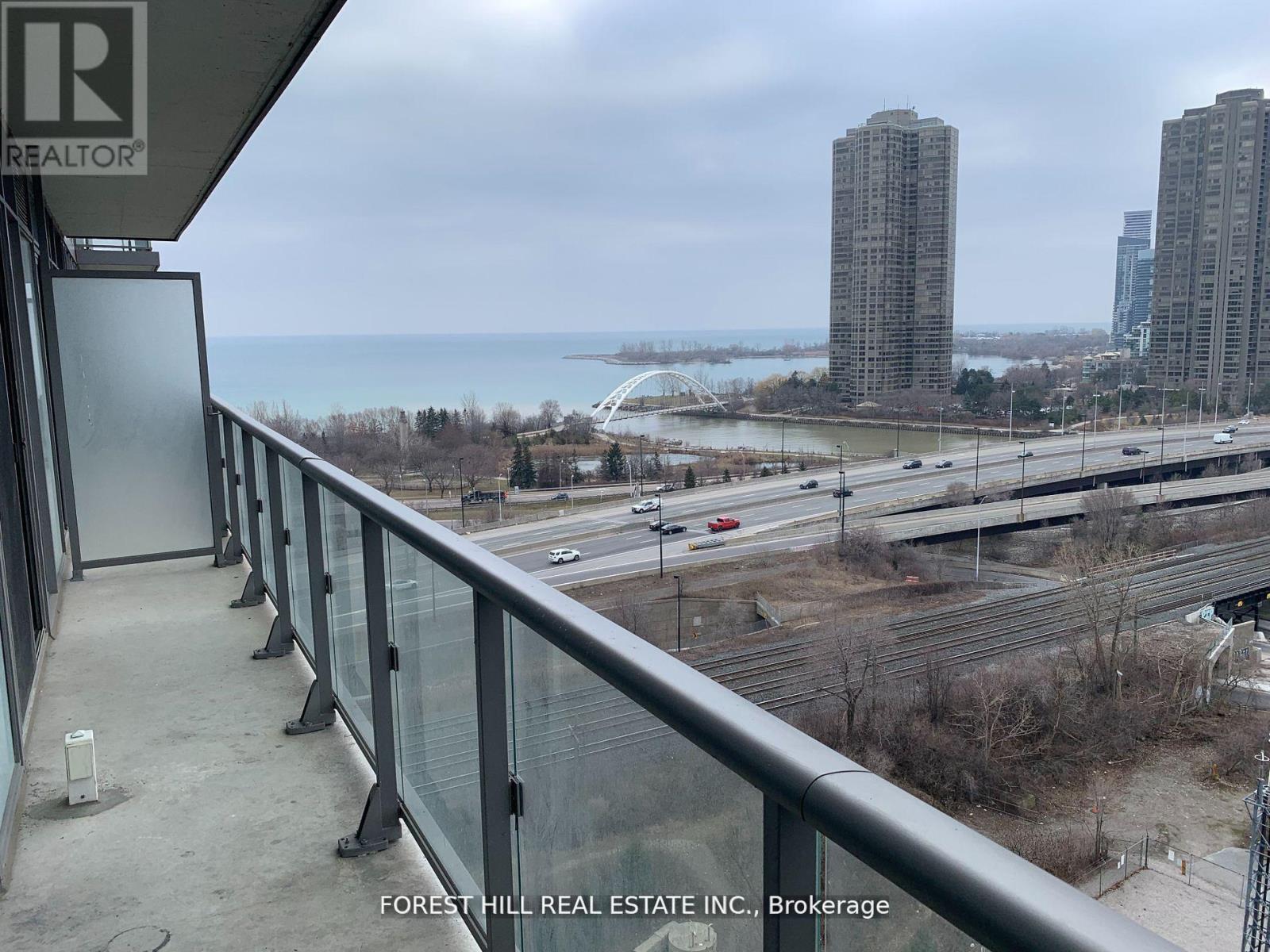 1305 - 105 Queensway Avenue, Toronto, Ontario  M6S 5B5 - Photo 15 - W12966300