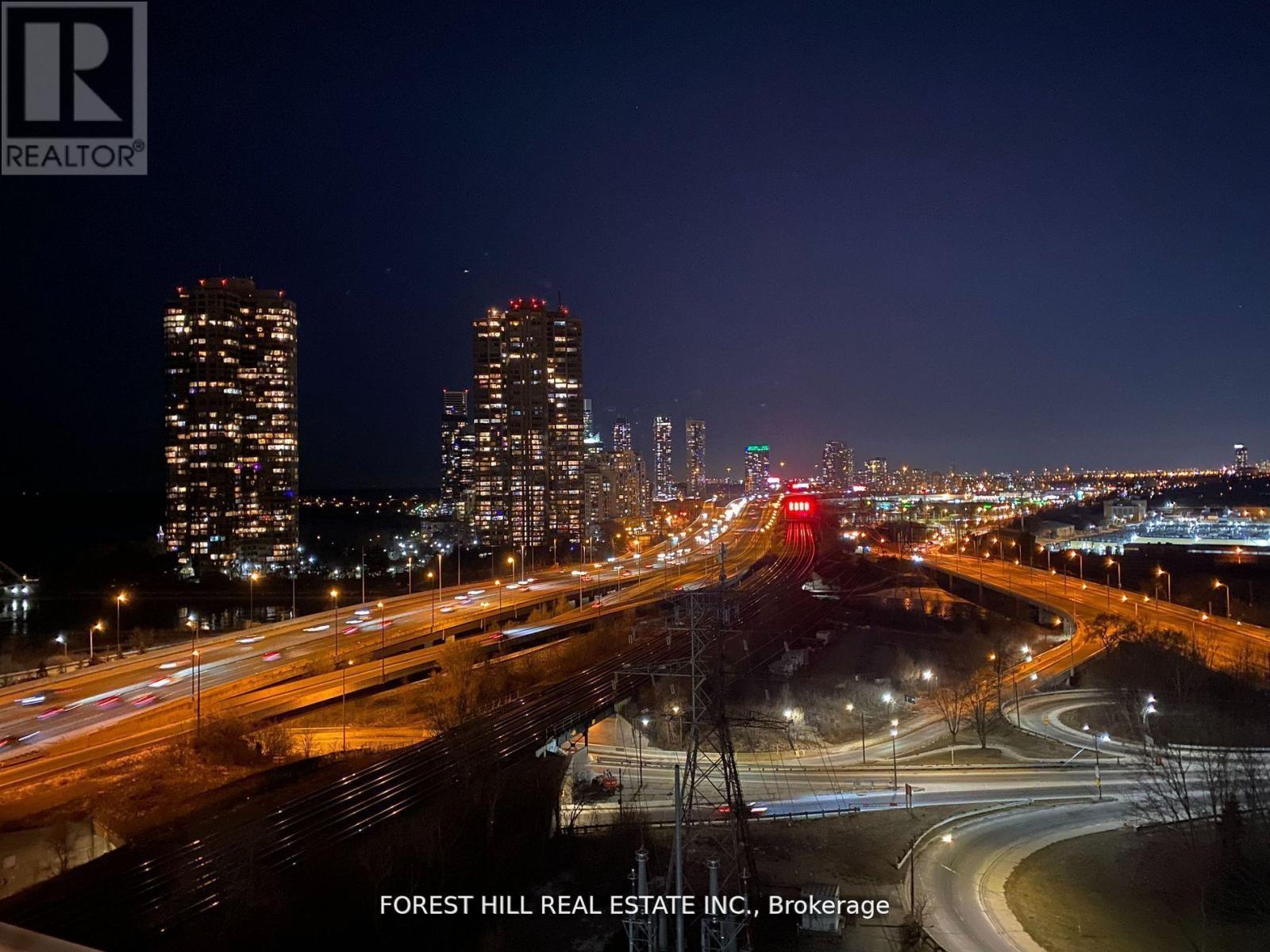 1305 - 105 Queensway Avenue, Toronto, Ontario  M6S 5B5 - Photo 19 - W12966300