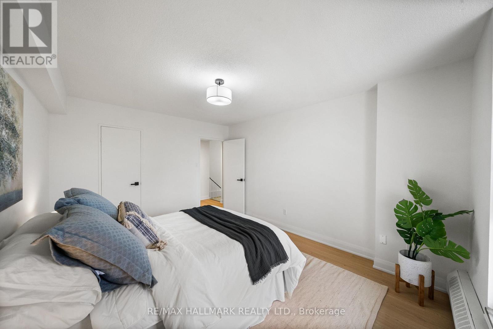 209 - 35 Ormskirk Avenue, Toronto, Ontario  M6S 1A8 - Photo 17 - W12966314