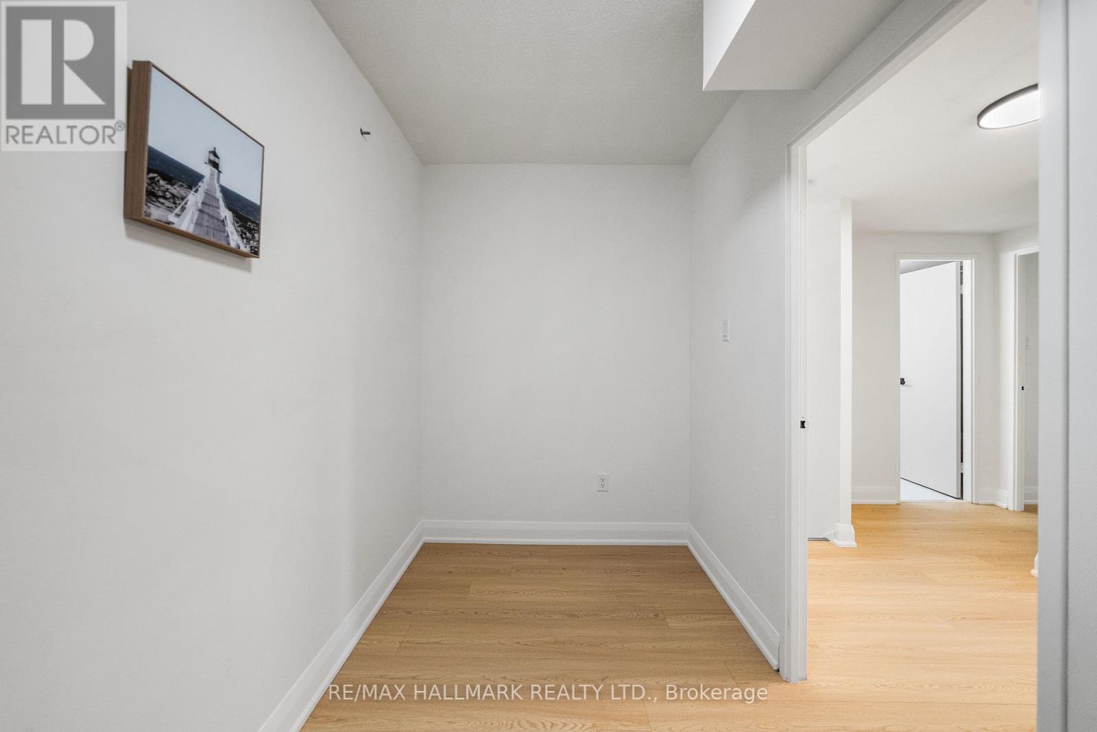 209 - 35 Ormskirk Avenue, Toronto, Ontario  M6S 1A8 - Photo 23 - W12966314