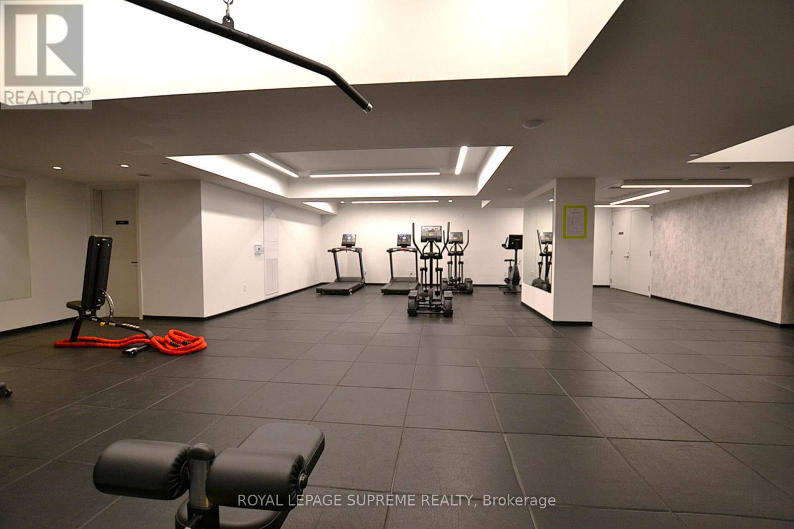 1108 - 1035 Southdown Road, Mississauga, Ontario  L5J 0A2 - Photo 20 - W12966322