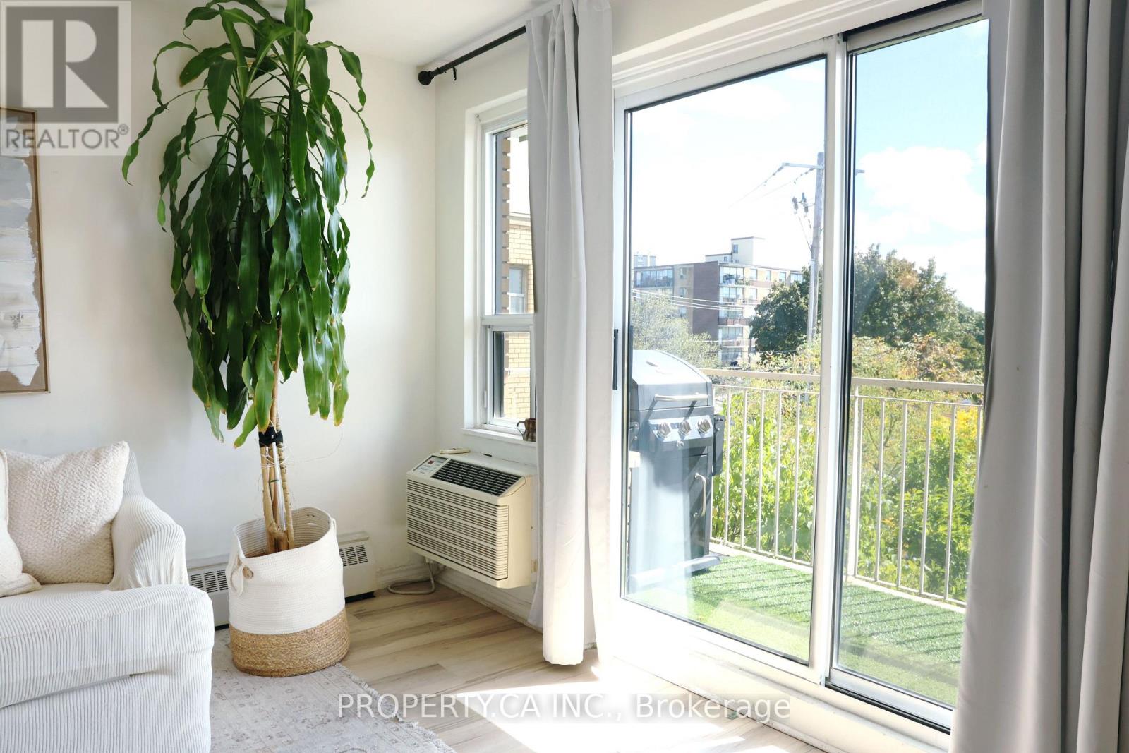 303 - 60 Gulliver Road, Toronto, Ontario  M6M 2M6 - Photo 3 - W12966346