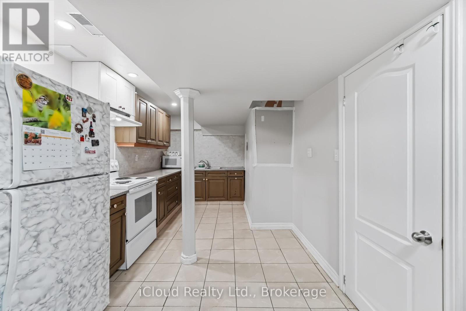 81 Crown Victoria Drive W, Brampton, Ontario  L7A 3X1 - Photo 44 - W12966380