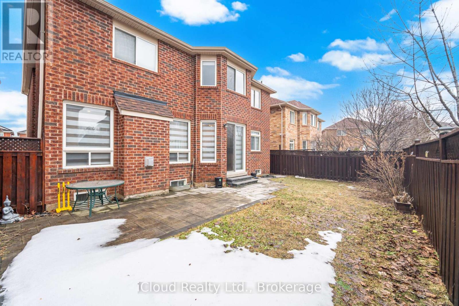 81 Crown Victoria Drive W, Brampton, Ontario  L7A 3X1 - Photo 50 - W12966380