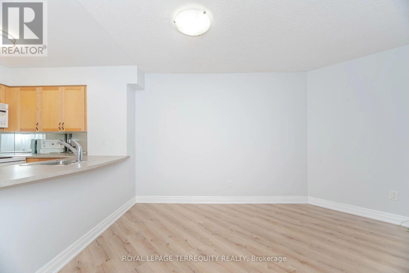 710 - 2121 Lake Shore Boulevard W, Toronto, Ontario  M8V 4E9 - Photo 12 - W12966450