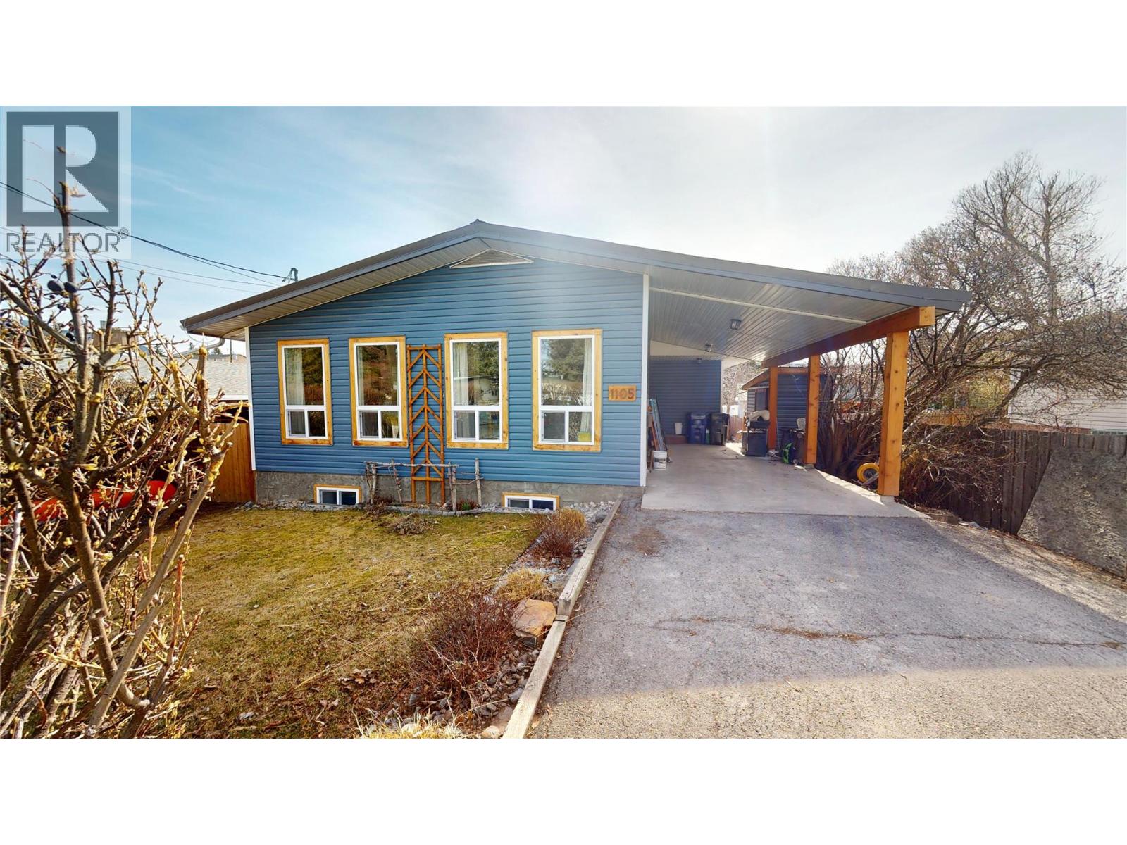 1105 10th Street S, Cranbrook, British Columbia V1C 1T1 - Photo 1 - 10382339