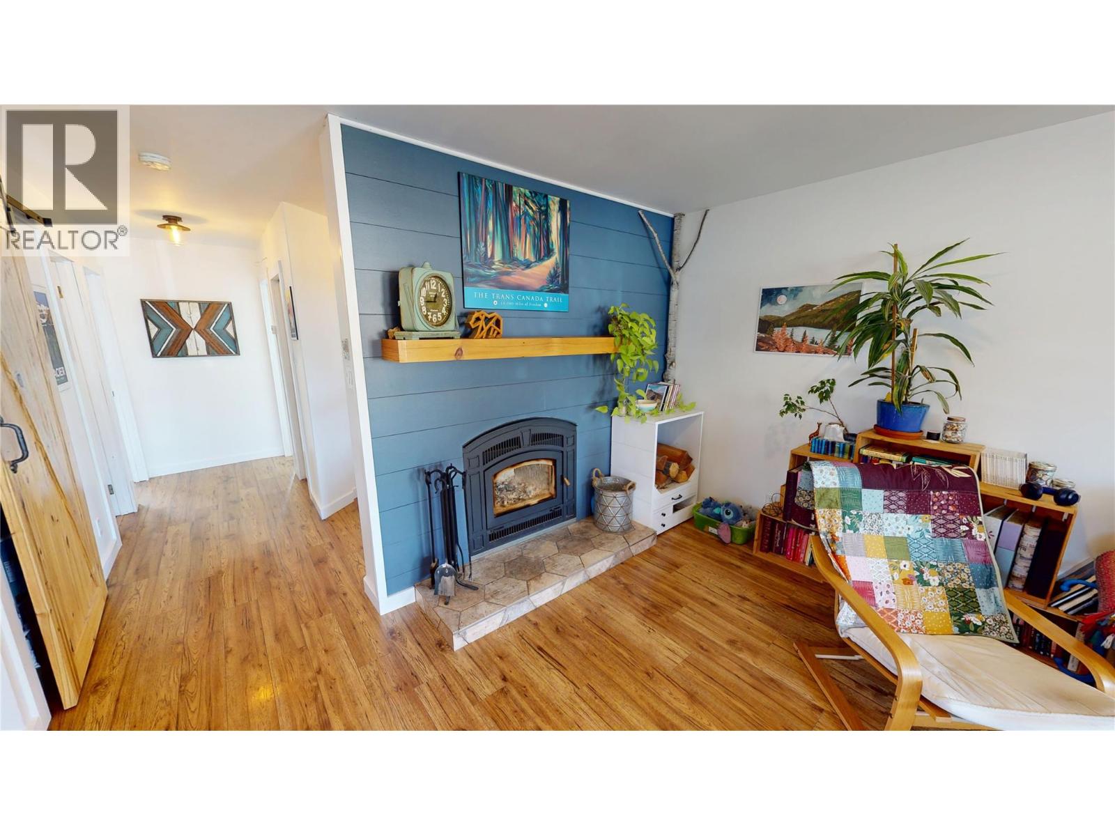 1105 10th Street S, Cranbrook, British Columbia V1C 1T1 - Photo 3 - 10382339