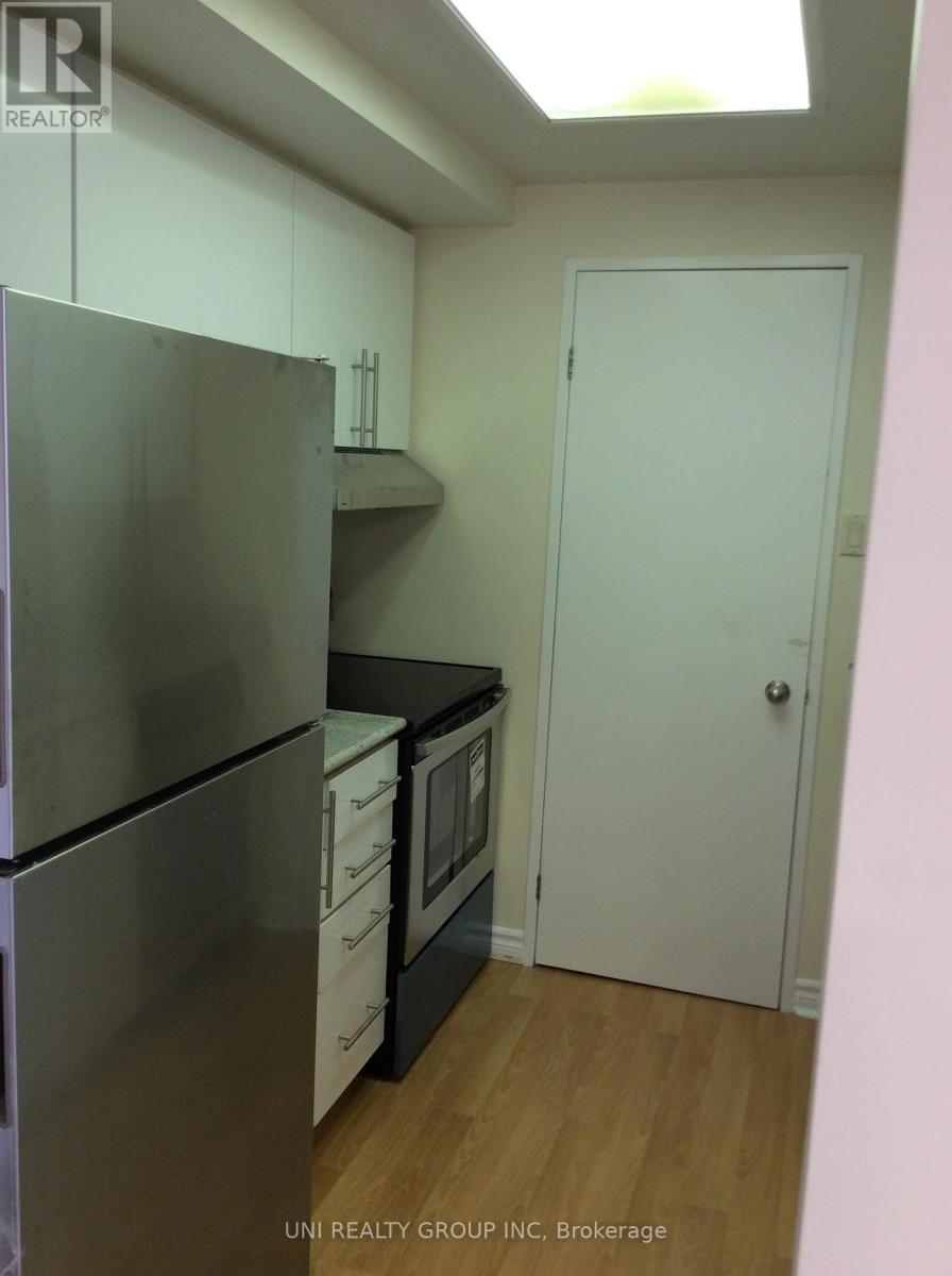 910 - 45 Holland Avenue, Ottawa, Ontario  K1Y 4S3 - Photo 12 - X12950084