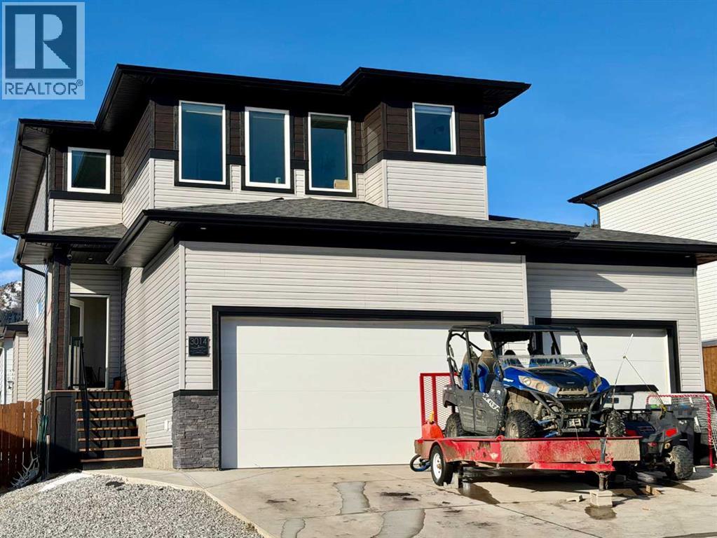 3014 225 Street, Bellevue, Alberta  T0K 0C0 - Photo 1 - A2290128