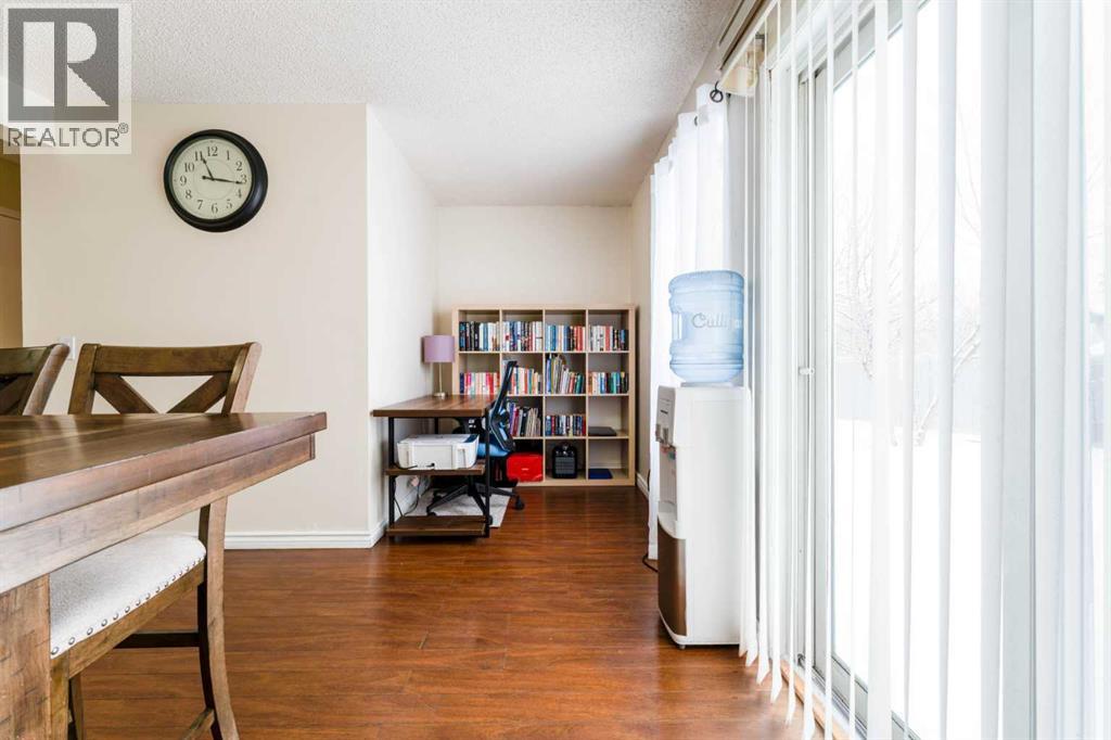 31 Coventry Lane NE, Calgary, Alberta  T3K 4G4 - Photo 15 - A2299352