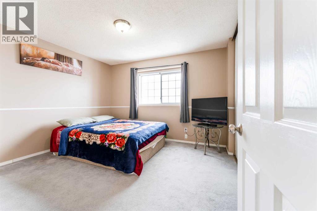 31 Coventry Lane NE, Calgary, Alberta  T3K 4G4 - Photo 23 - A2299352