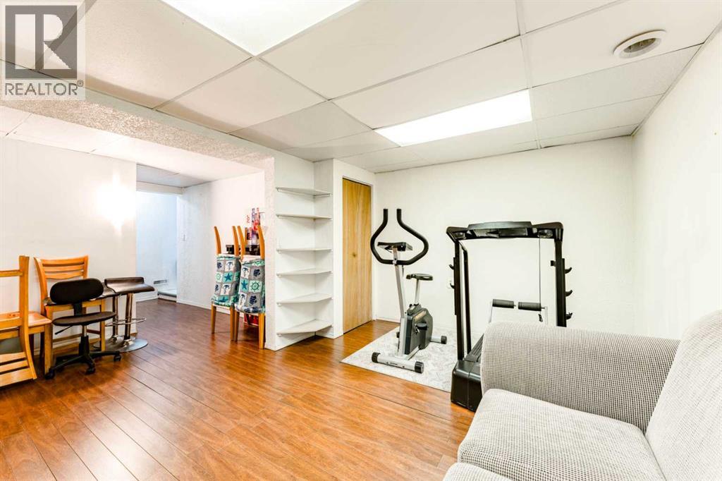 31 Coventry Lane NE, Calgary, Alberta  T3K 4G4 - Photo 33 - A2299352