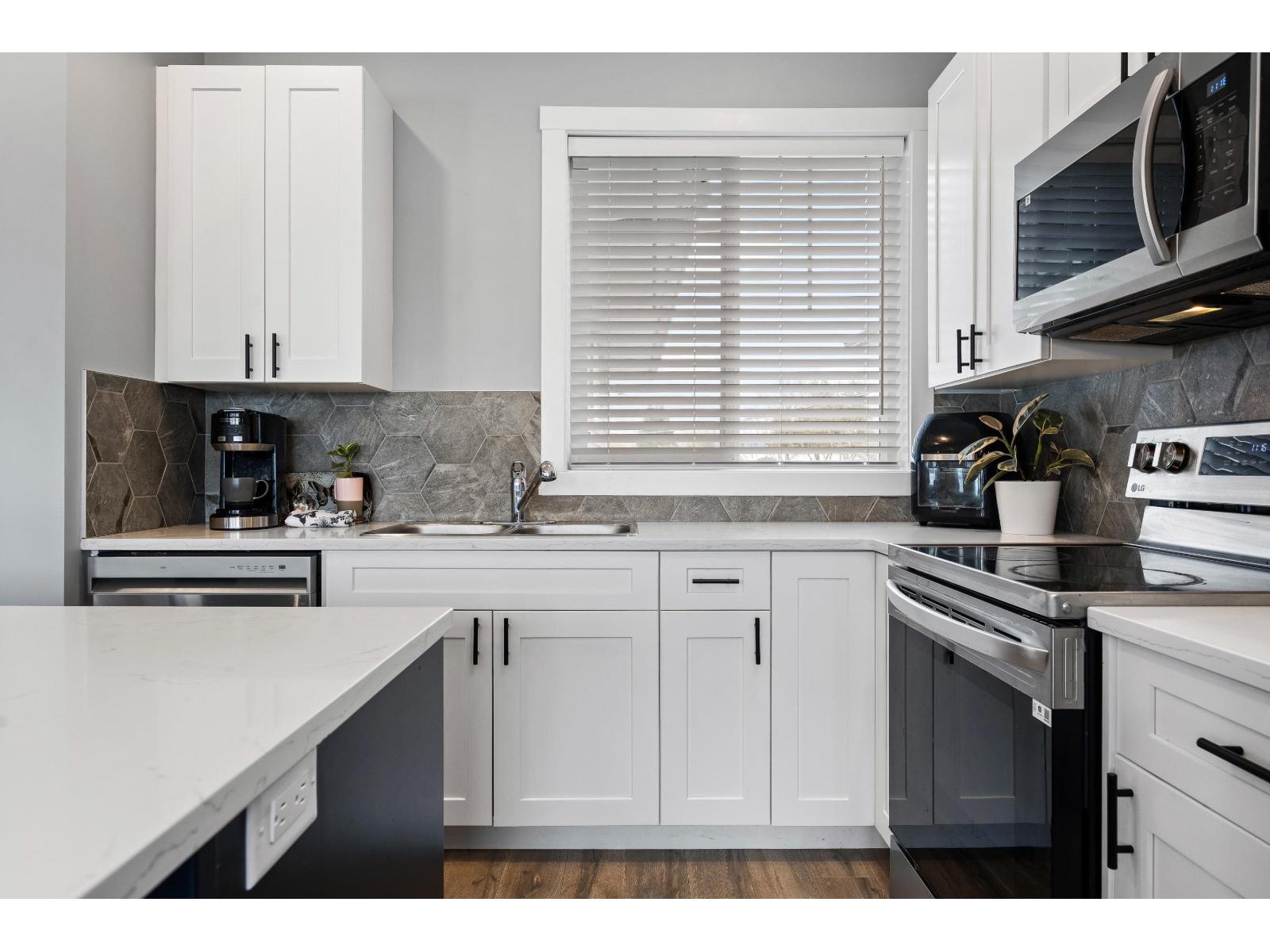 B 9279 Carleton Street, Chilliwack Proper East, Chilliwack, British Columbia  V2P 6E1 - Photo 14 - R3107156