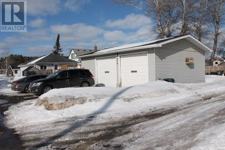 276 Christina St W, Thunder Bay, Ontario  P7E 4P4 - Photo 2 - TB2600637