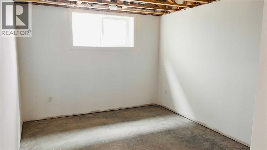 3 Greenview Crescent, Foremost, Alberta  T0K 0X0 - Photo 27 - A2295426