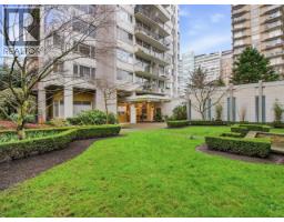 <div class="price">$388,000</div> 1203 1850 Comox Street, Vancouver<br><div style="margin-bottom:8px;"><small>Oakwyn Realty Ltd.</small></div><div class='bed_bath'>1 Bed | 1 Bath</div>
