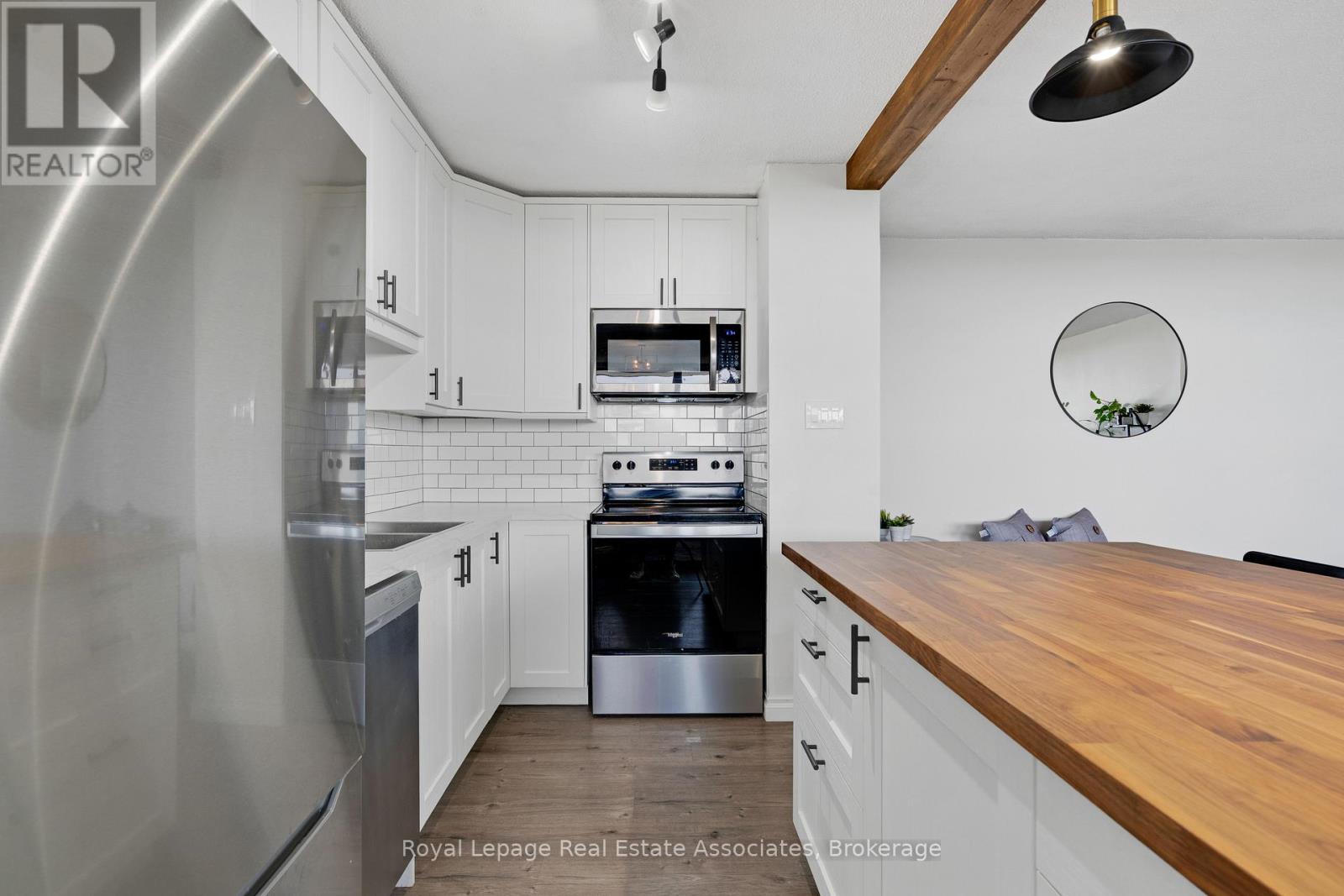 1204 - 215 Glenridge Avenue, St. Catharines, Ontario  L2T 3J7 - Photo 17 - X12966302