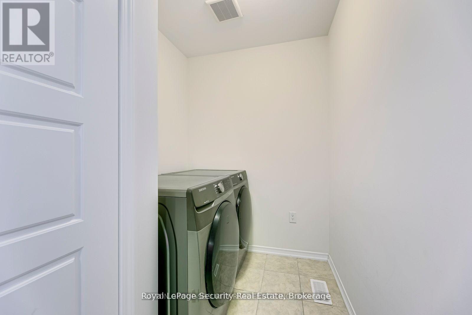 30 Witteveen Drive, Brantford, Ontario  N3T 0S3 - Photo 33 - X12966332