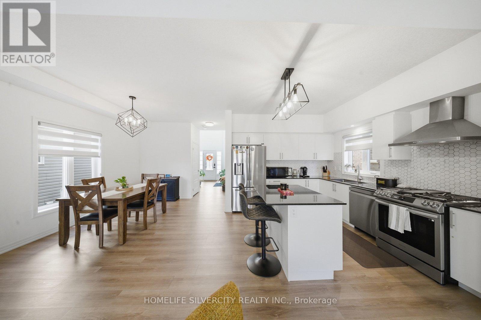 17 Oldham Avenue, Brant, Ontario  N3L 0G7 - Photo 10 - X12966350