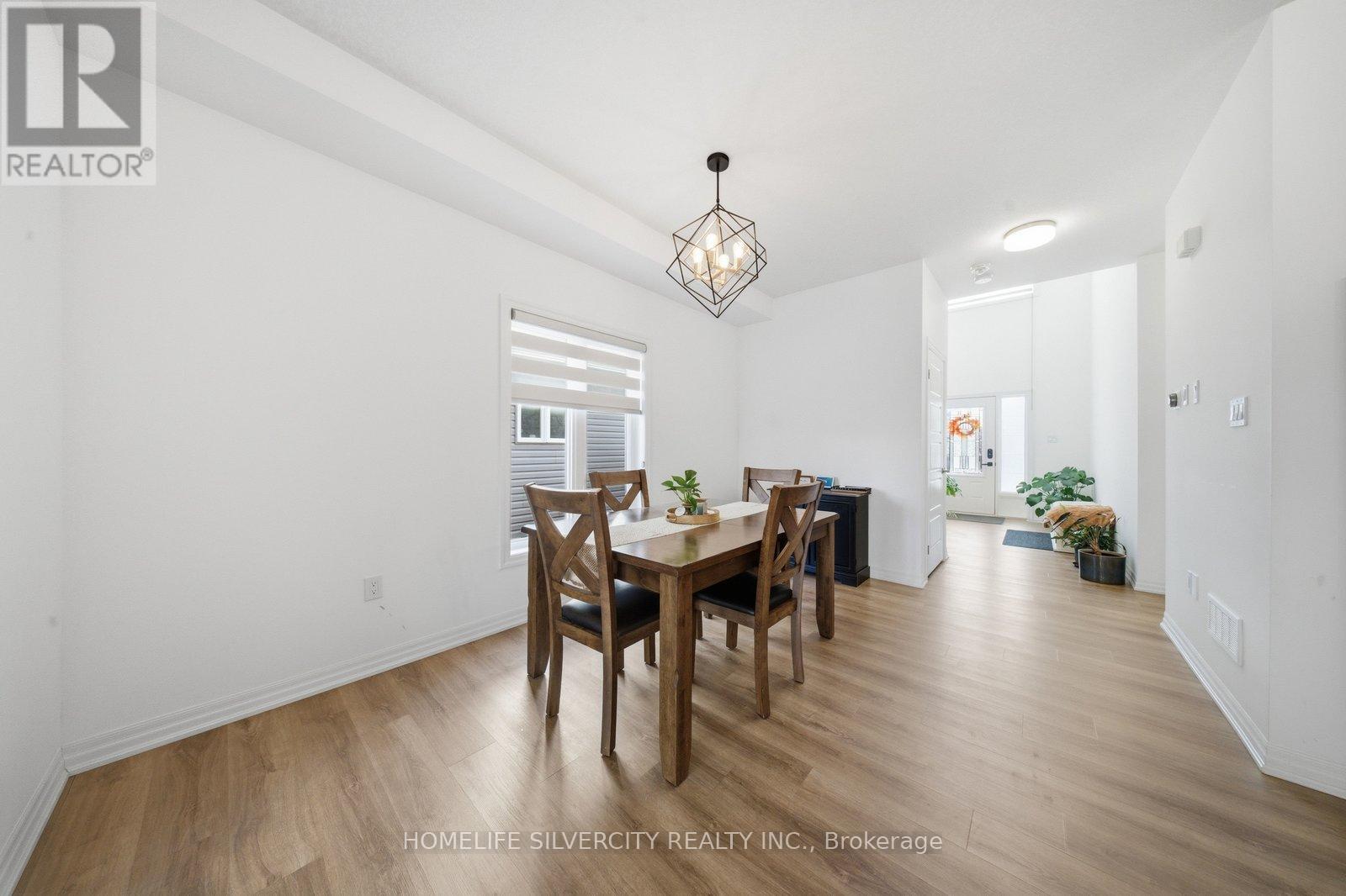 17 Oldham Avenue, Brant, Ontario  N3L 0G7 - Photo 13 - X12966350