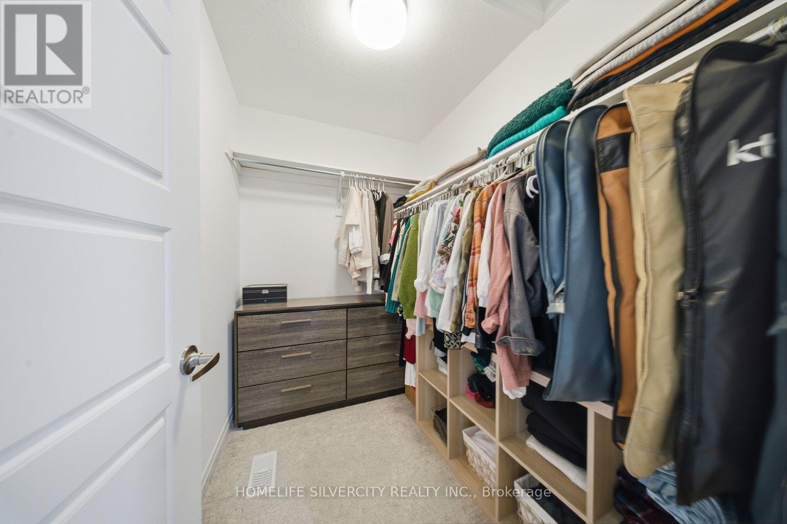 17 Oldham Avenue, Brant, Ontario  N3L 0G7 - Photo 25 - X12966350