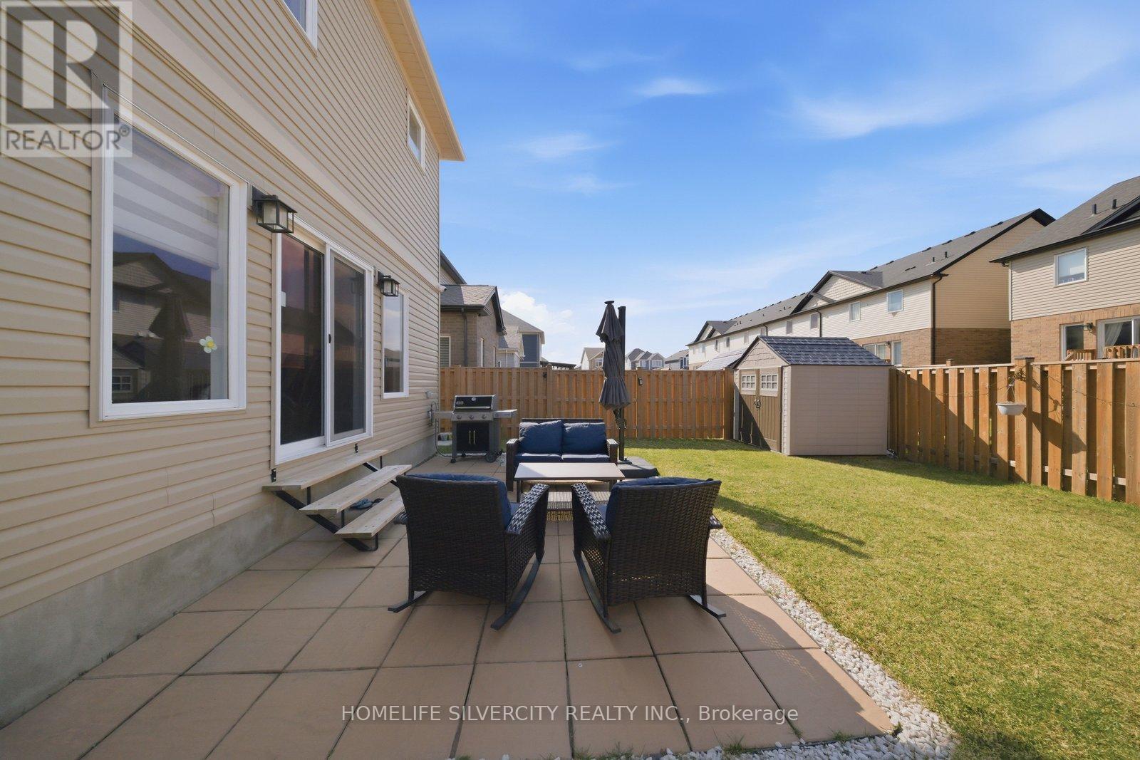 17 Oldham Avenue, Brant, Ontario  N3L 0G7 - Photo 29 - X12966350