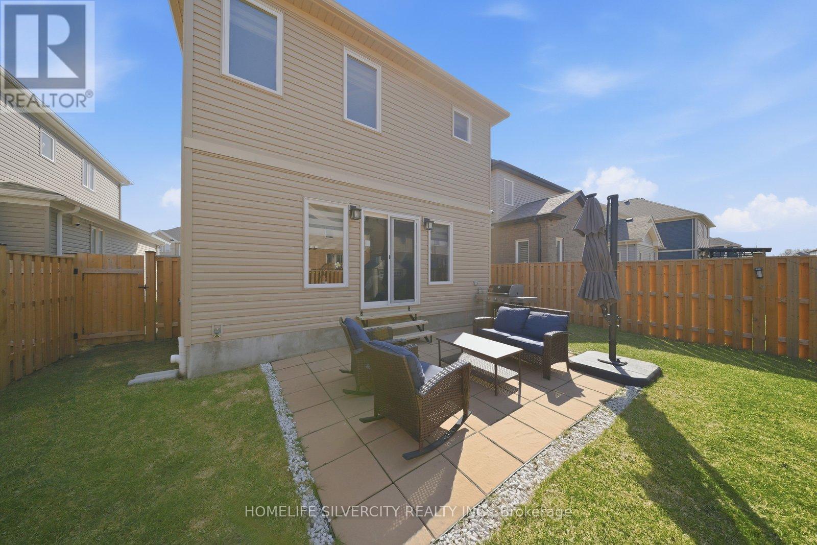 17 Oldham Avenue, Brant, Ontario  N3L 0G7 - Photo 31 - X12966350