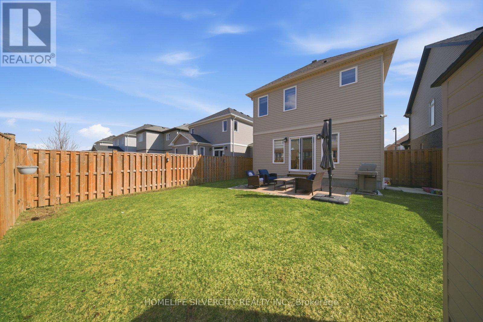 17 Oldham Avenue, Brant, Ontario  N3L 0G7 - Photo 35 - X12966350