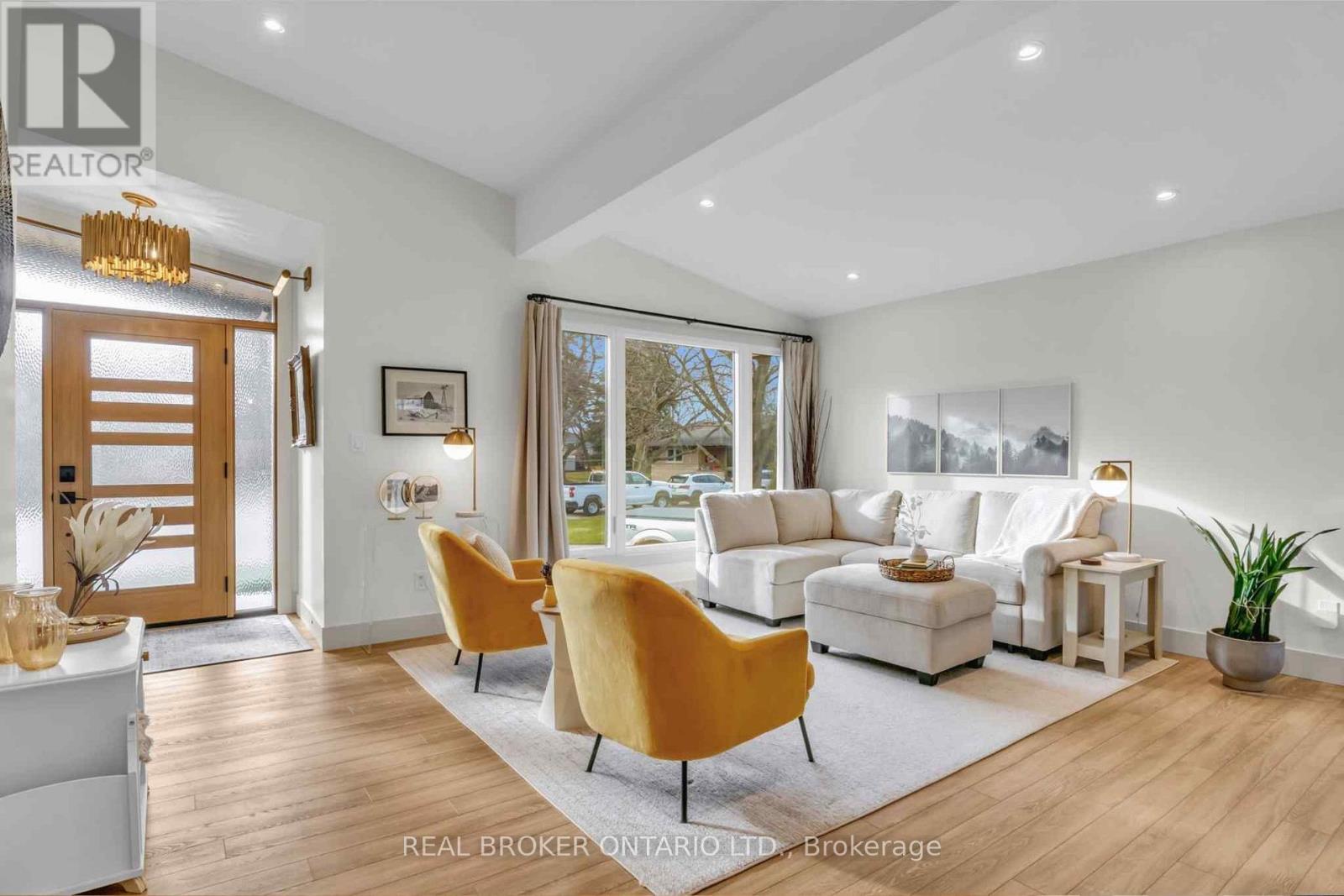 17 Bluebird Place, Woolwich, Ontario  N3B 1W7 - Photo 10 - X12966354