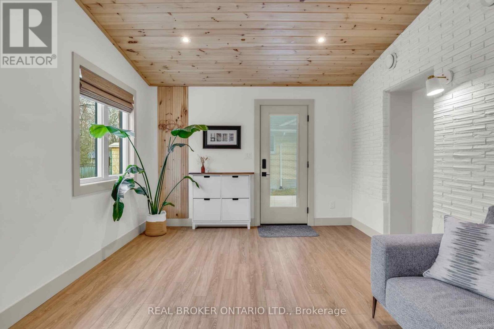 17 Bluebird Place, Woolwich, Ontario  N3B 1W7 - Photo 22 - X12966354