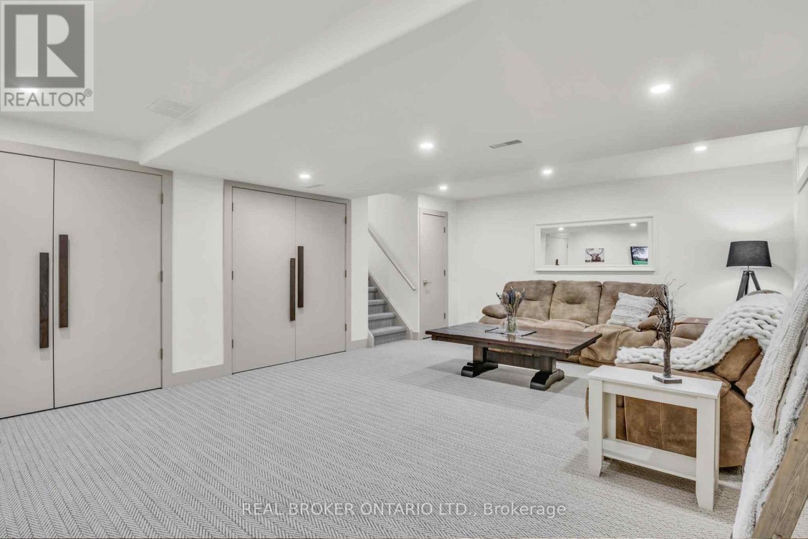 17 Bluebird Place, Woolwich, Ontario  N3B 1W7 - Photo 35 - X12966354