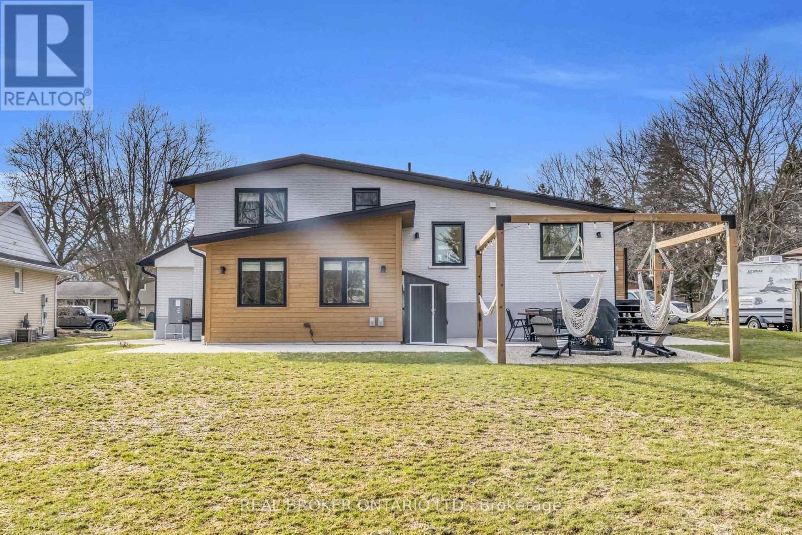 17 Bluebird Place, Woolwich, Ontario  N3B 1W7 - Photo 42 - X12966354