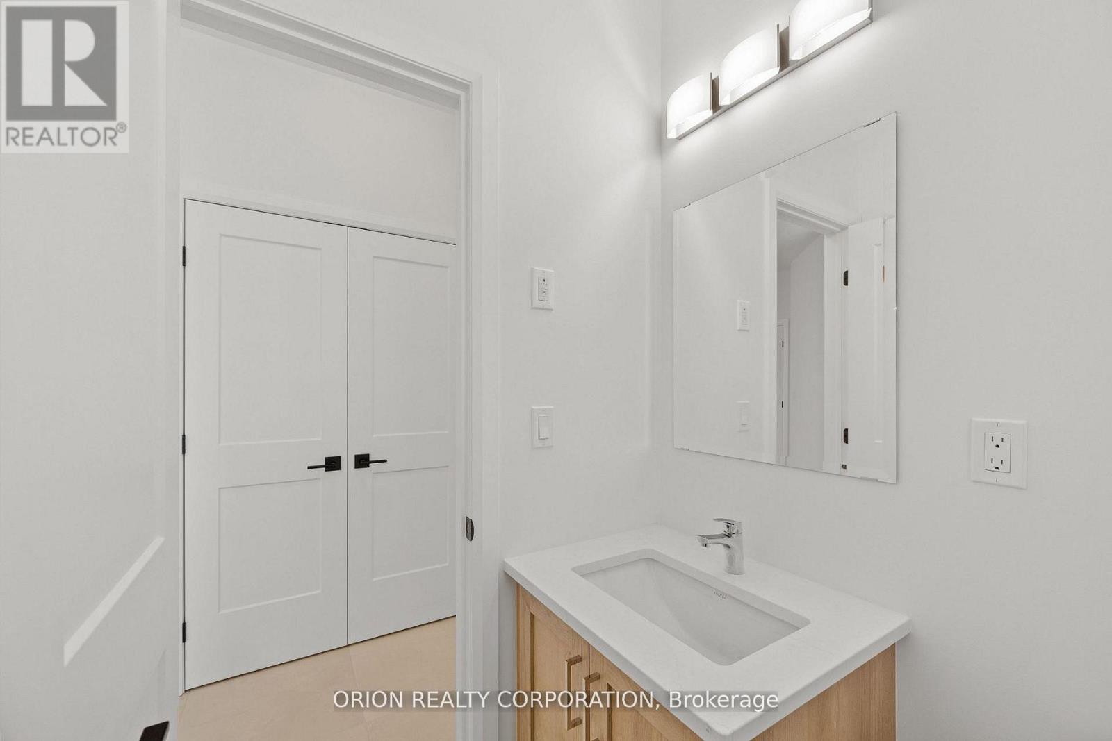 929 Goodwin Drive, Kingston, Ontario  K7P 0P7 - Photo 4 - X12966376