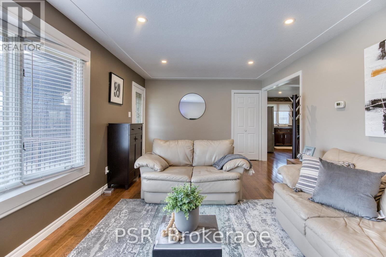 24 Burbank Road, Kitchener, Ontario  N2B 1E1 - Photo 12 - X12966406