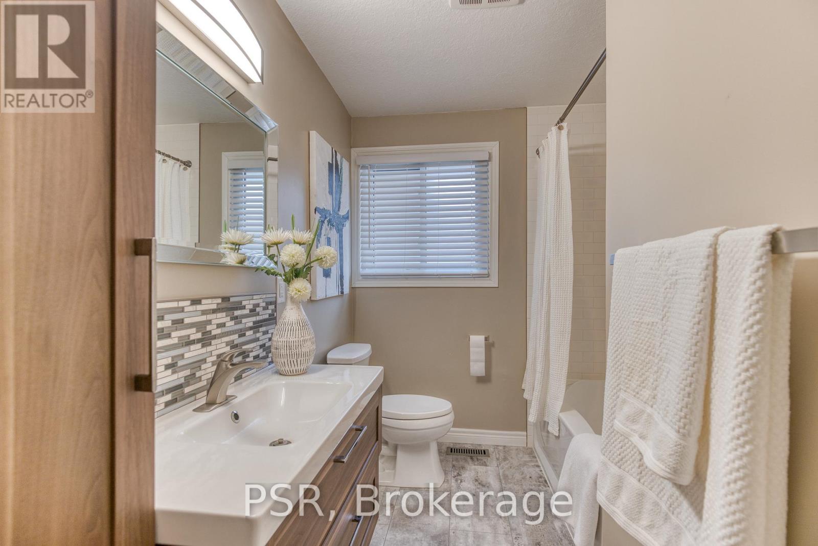 24 Burbank Road, Kitchener, Ontario  N2B 1E1 - Photo 19 - X12966406