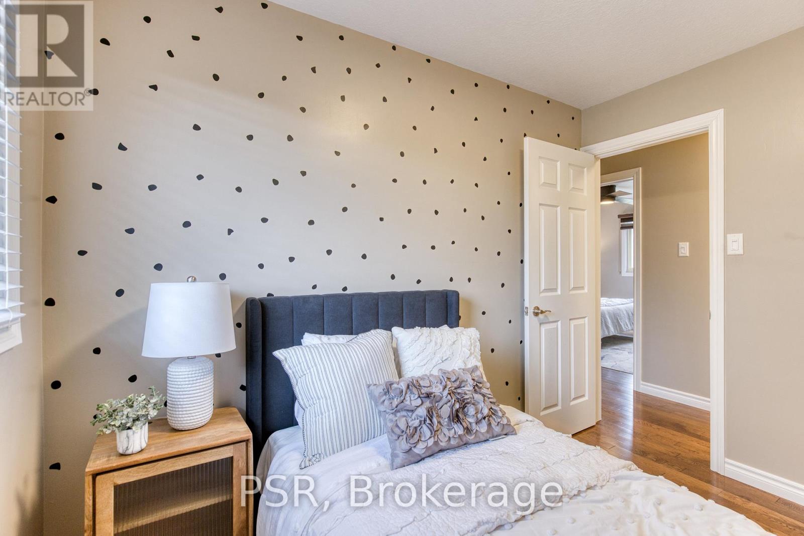 24 Burbank Road, Kitchener, Ontario  N2B 1E1 - Photo 22 - X12966406