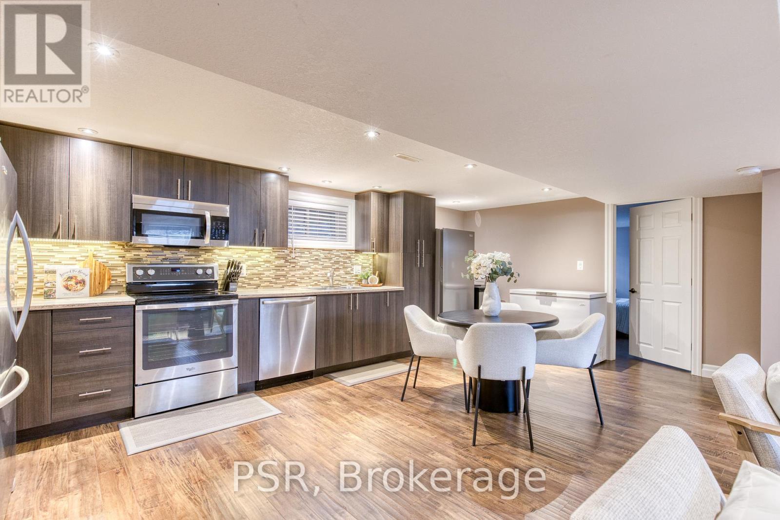 24 Burbank Road, Kitchener, Ontario  N2B 1E1 - Photo 34 - X12966406