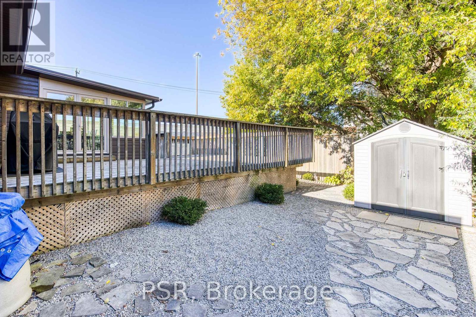 24 Burbank Road, Kitchener, Ontario  N2B 1E1 - Photo 5 - X12966406