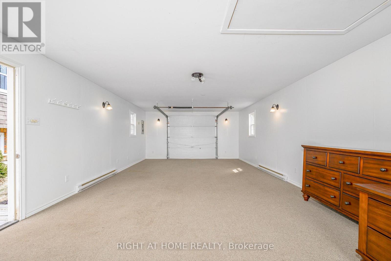 12 Maple Grove Road, Kawartha Lakes, Ontario  K9V 4R6 - Photo 36 - X12966488