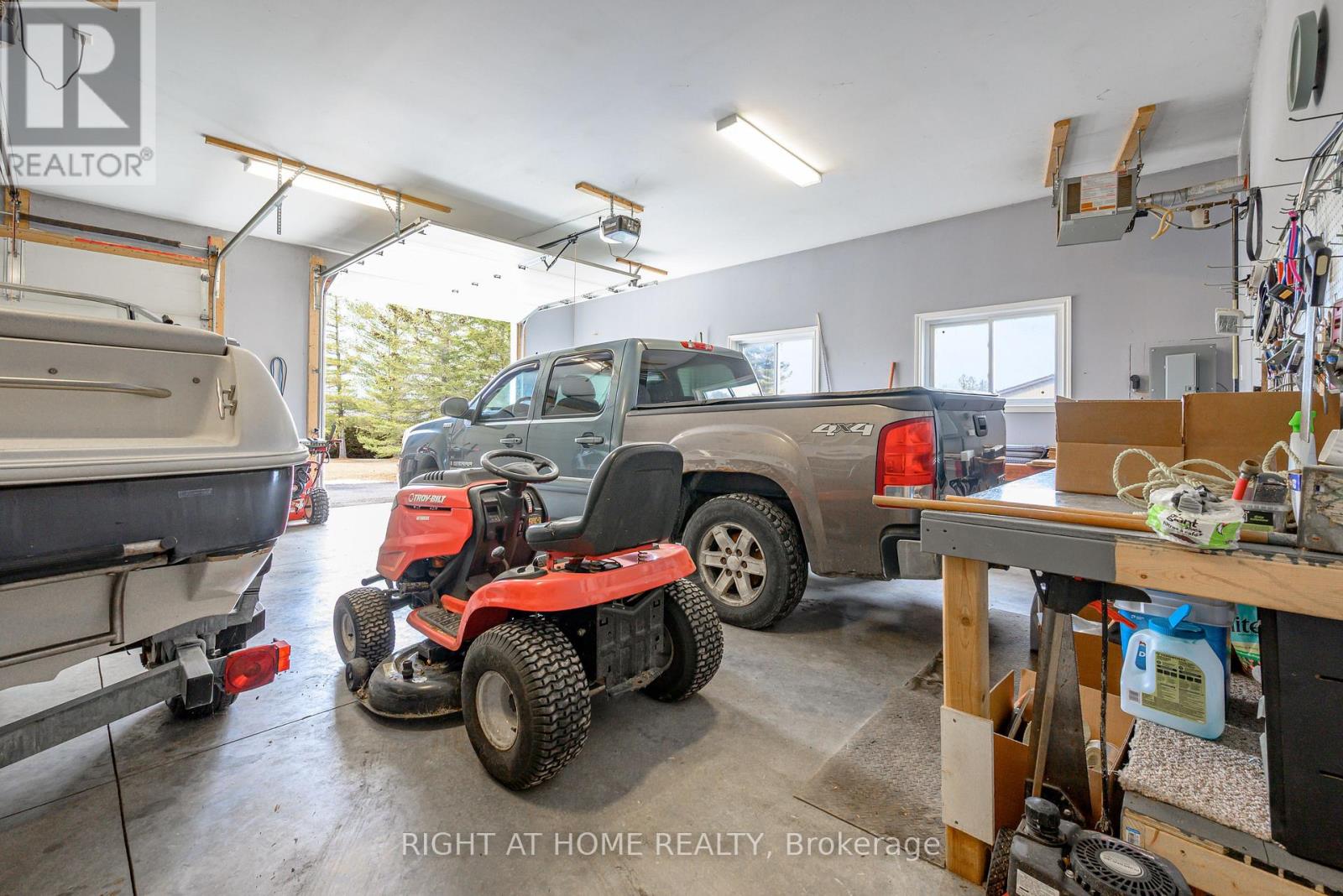 12 Maple Grove Road, Kawartha Lakes, Ontario  K9V 4R6 - Photo 42 - X12966488