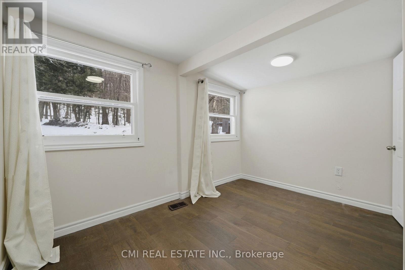 63 Sunnylea Avenue, Armour, Ontario  P0A 1L0 - Photo 14 - X12966502