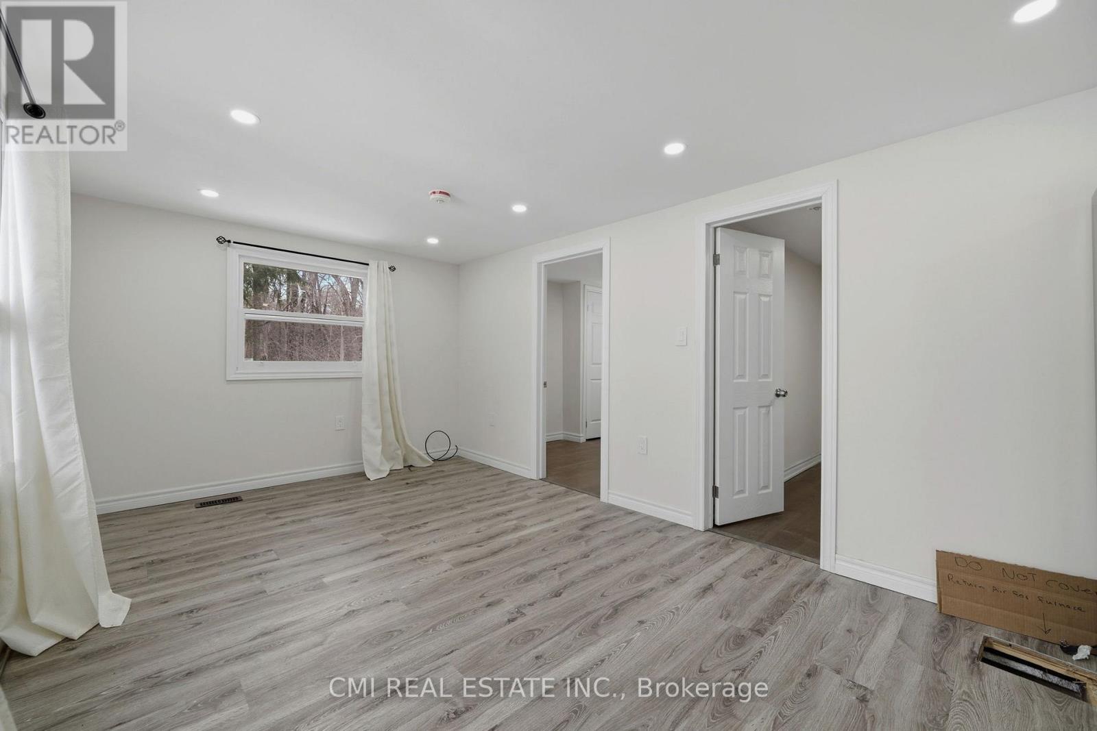 63 Sunnylea Avenue, Armour, Ontario  P0A 1L0 - Photo 15 - X12966502