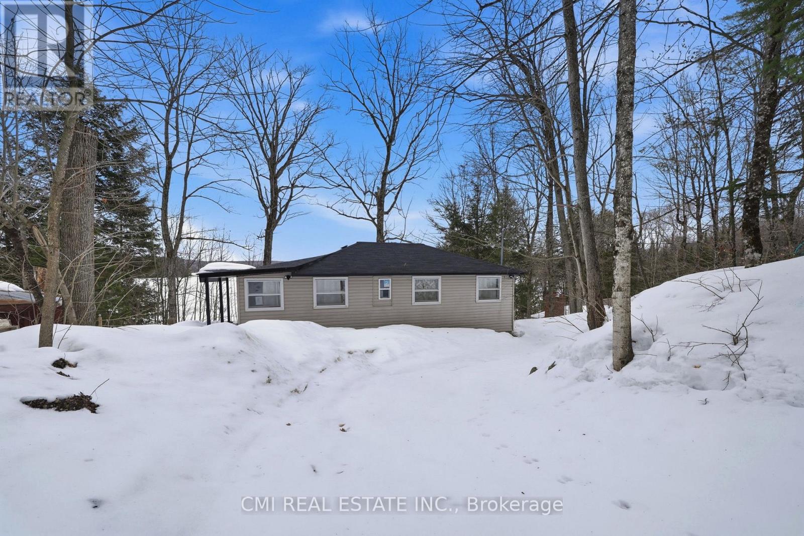 63 Sunnylea Avenue, Armour, Ontario  P0A 1L0 - Photo 2 - X12966502