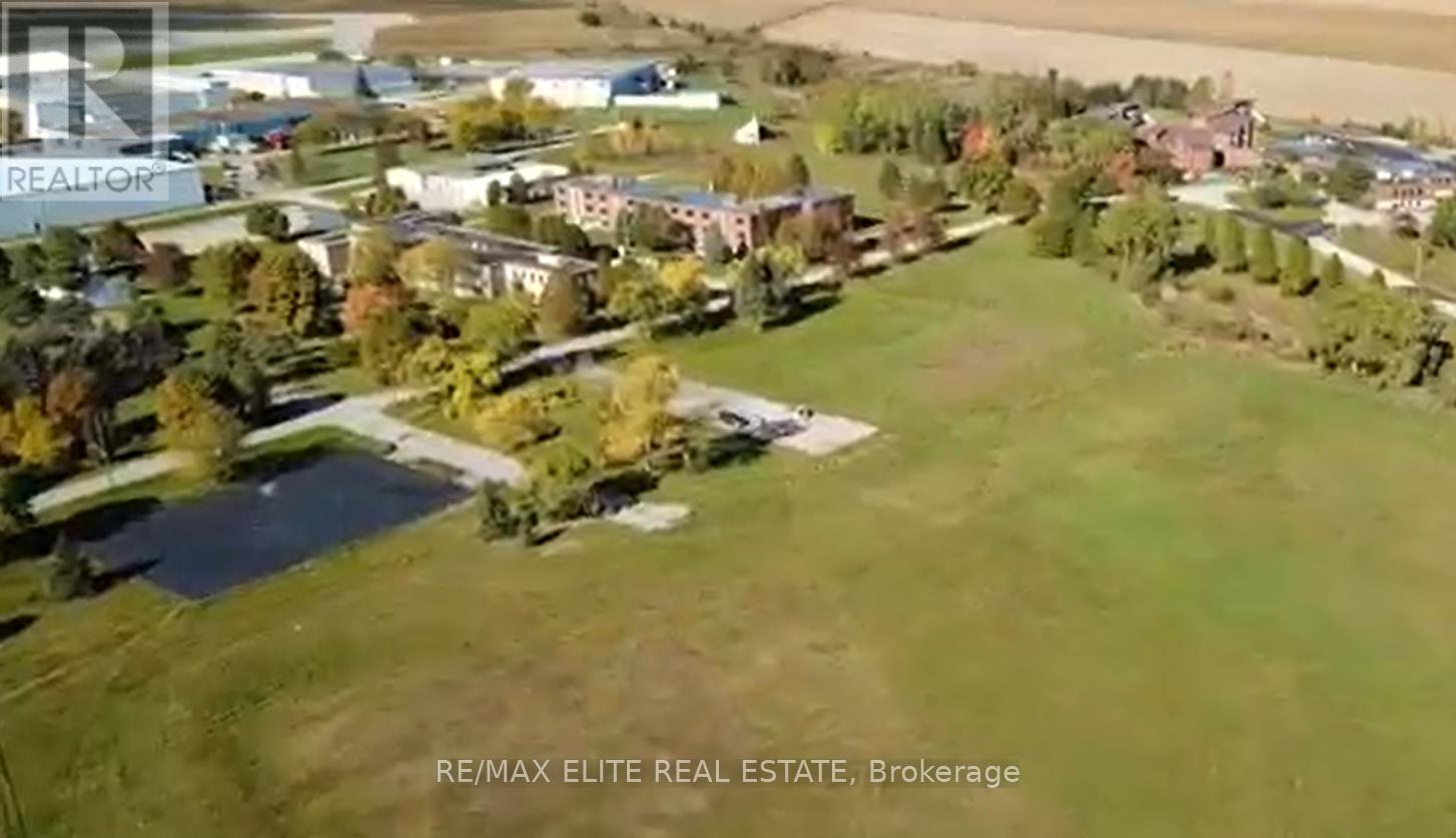 424 QUEBEC AVENUE, South Huron, Ontario