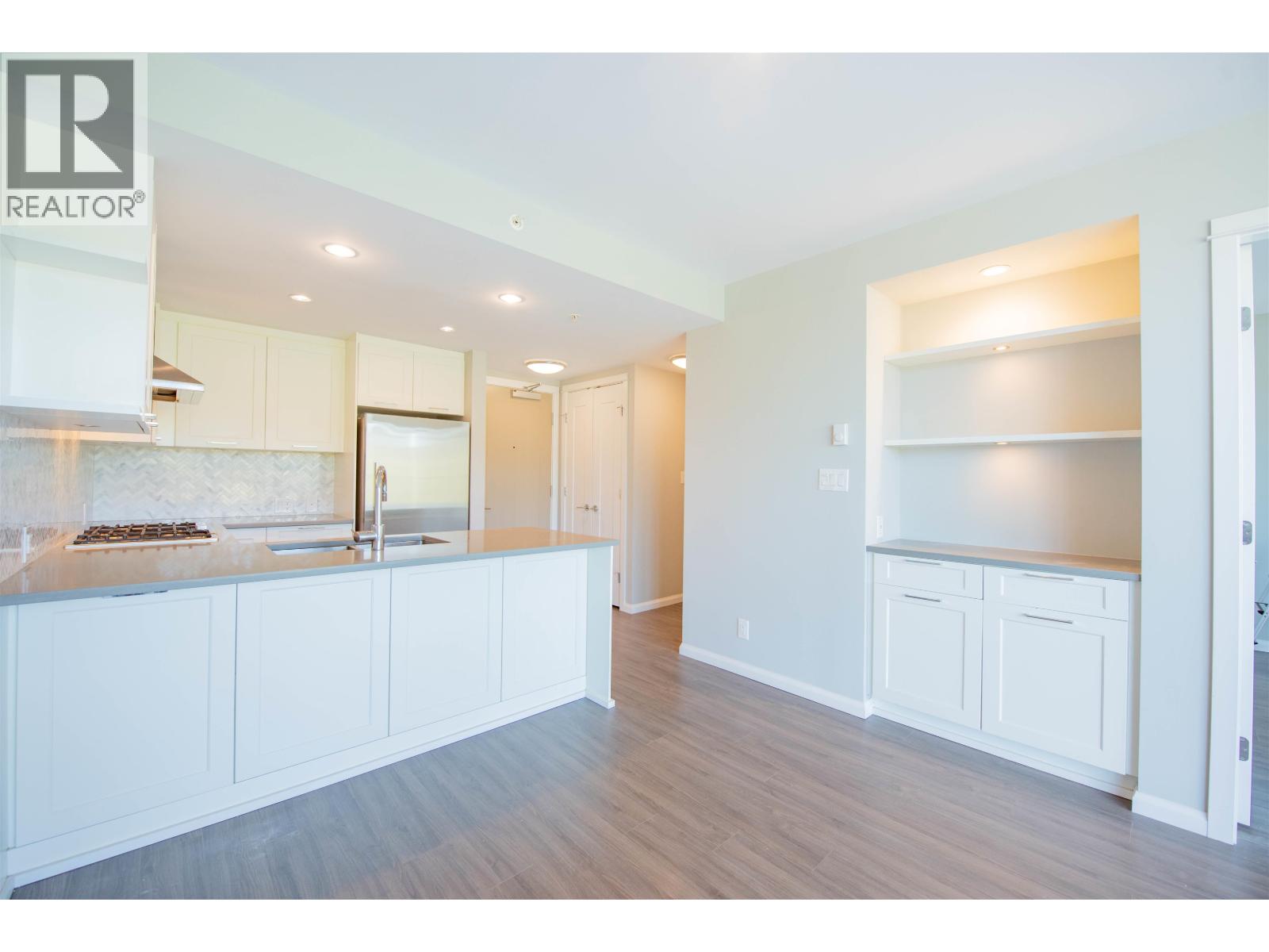 1203 520 Como Lake Avenue, Coquitlam, British Columbia  V3J 0E8 - Photo 6 - R3085412