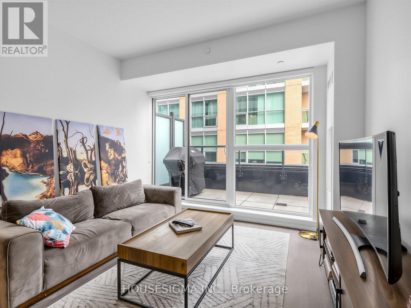 310 - 11 LILLIAN STREET, Toronto, Ontario