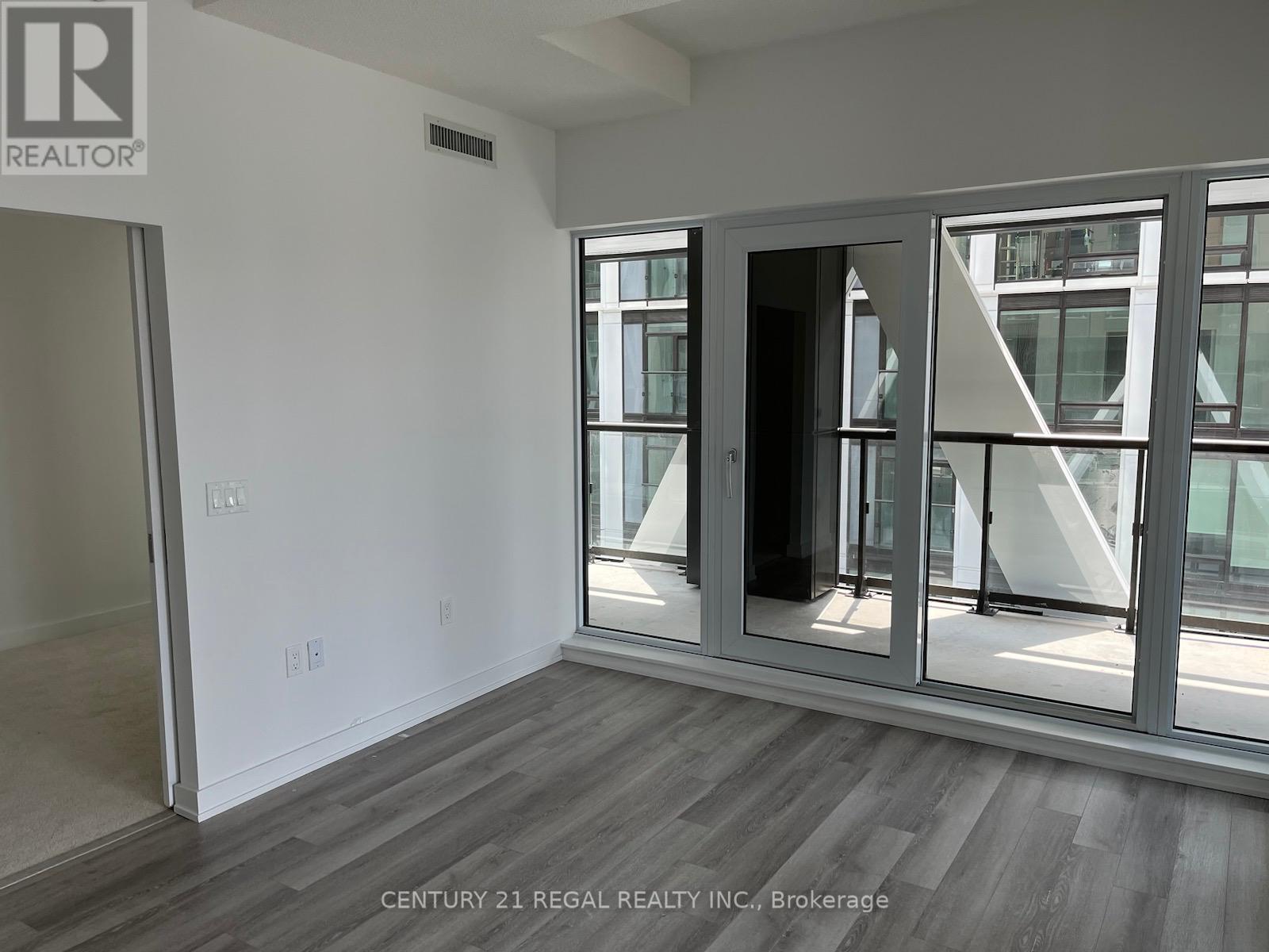 1409 - 238 Simcoe Street, Toronto, Ontario  M5T 1T4 - Photo 11 - C12959952