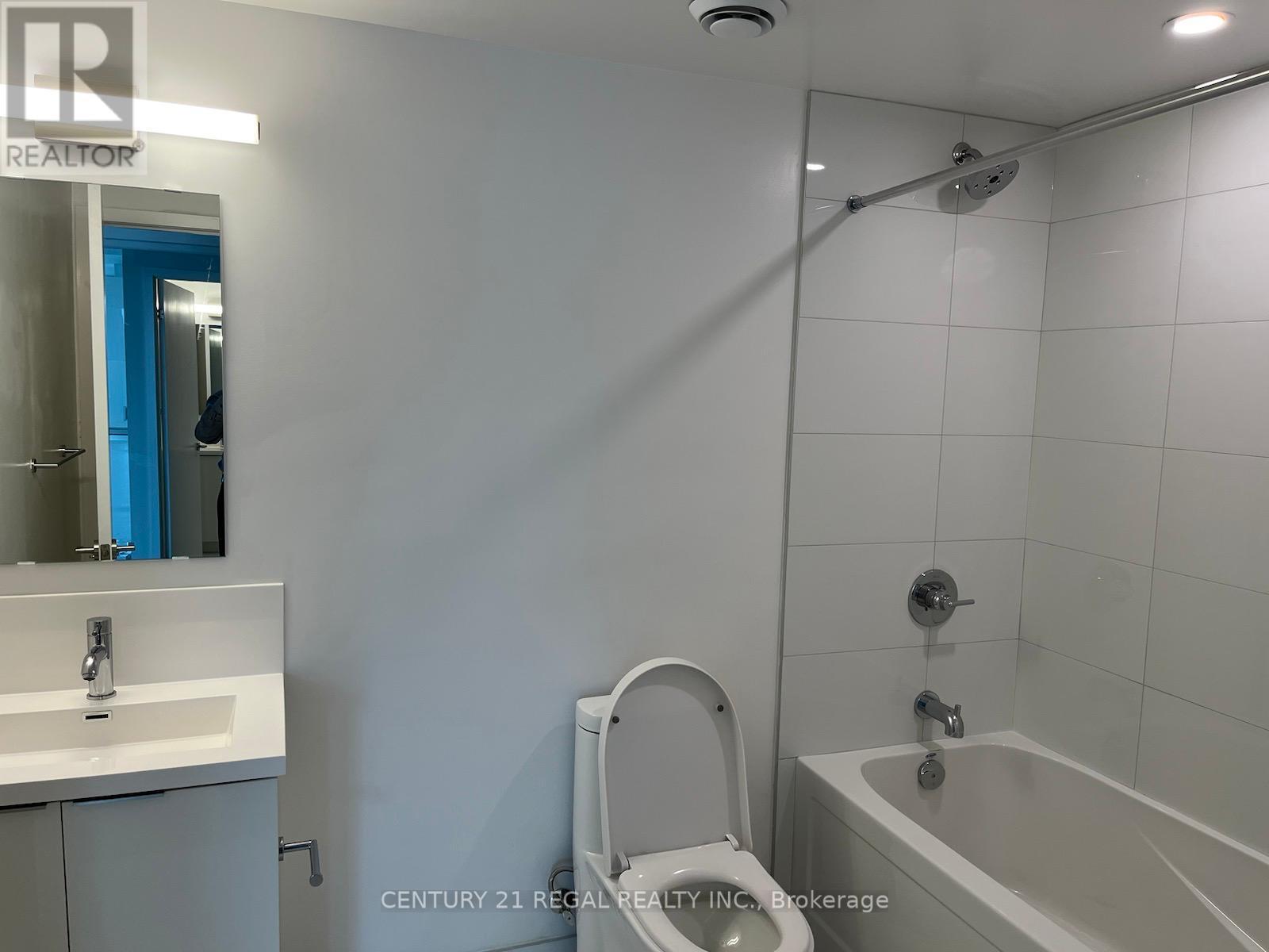 1409 - 238 Simcoe Street, Toronto, Ontario  M5T 1T4 - Photo 6 - C12959952