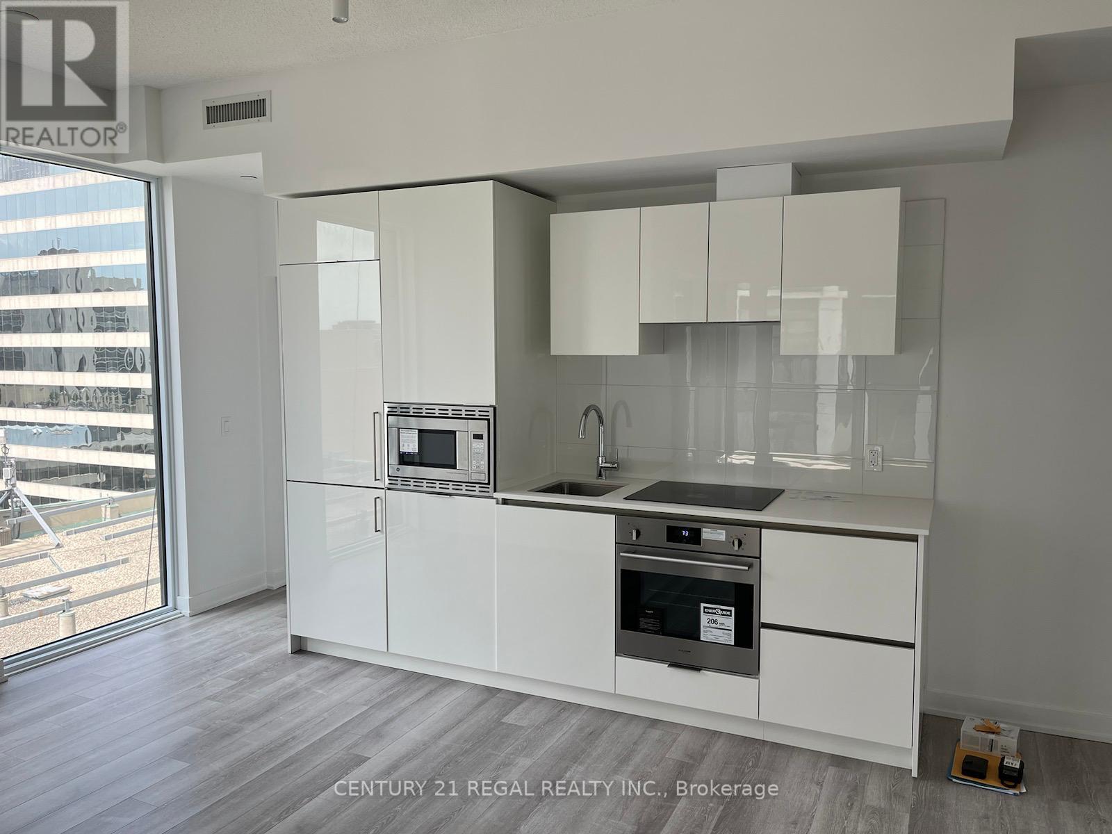 1409 - 238 Simcoe Street, Toronto, Ontario  M5T 1T4 - Photo 9 - C12959952